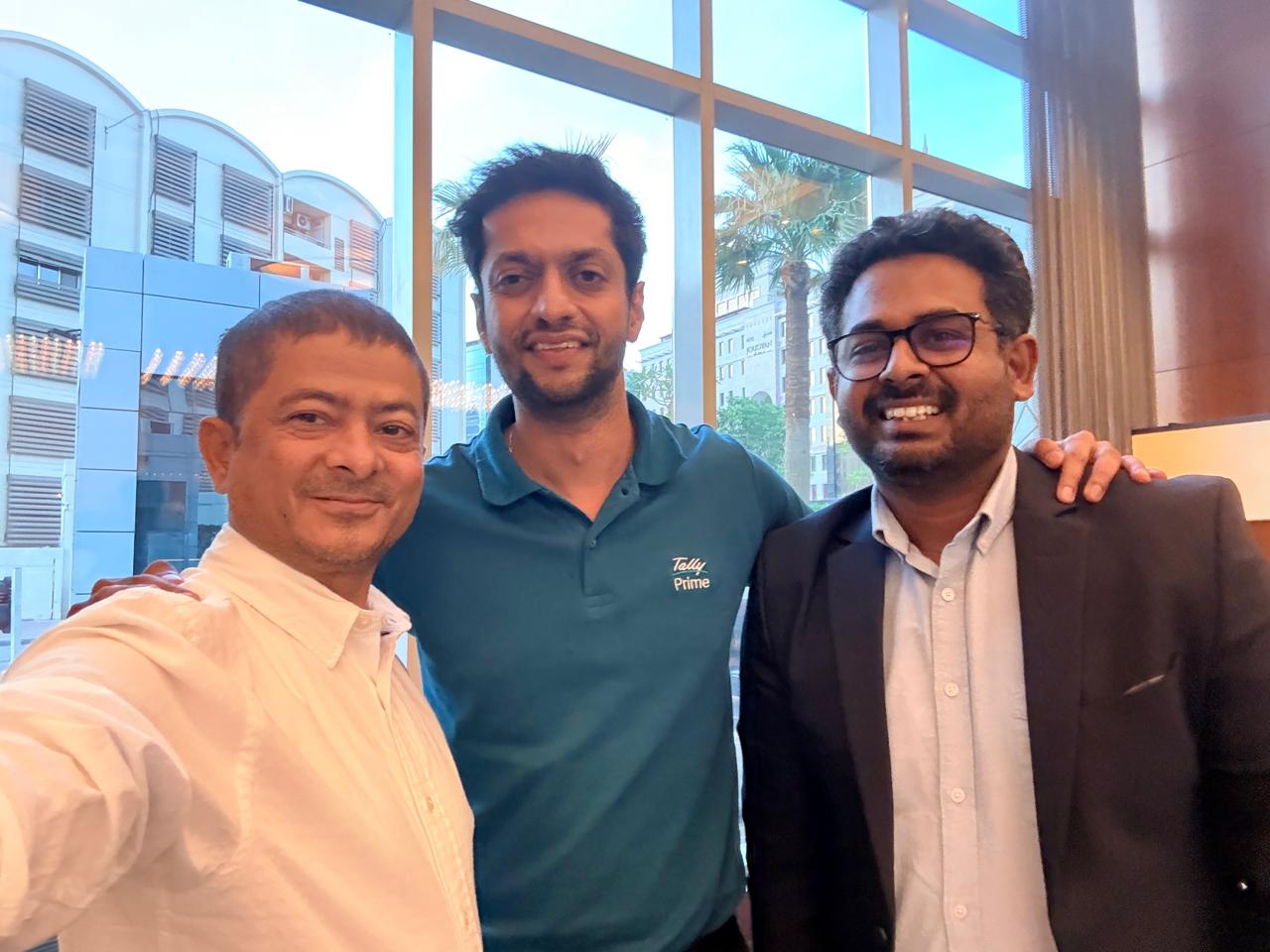 Tejas Goenka, Managing Director of Tally Solutions, with Mohamed Abdul Baseeth, Shoaib Akhtar, and the MAAS Consult team during a strategic meeting in Riyadh to discuss TallyPrime, Saudi SMEs, customer experience, and future product developments.